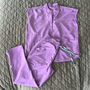 Figs Lilac Dawn scrub set